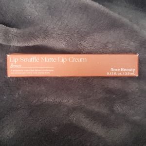Matte lipstick by Rare Beauty